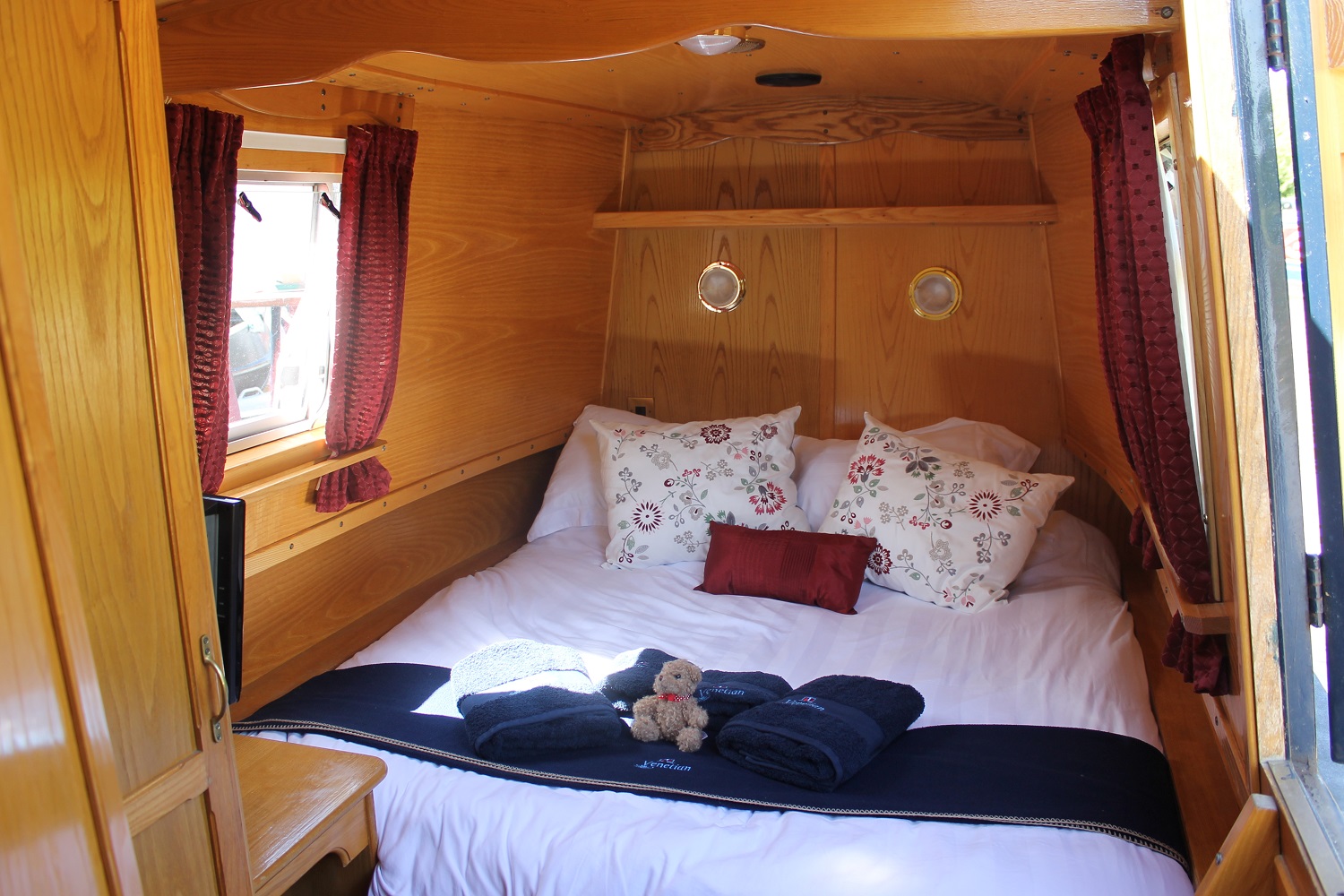 Marina Chandlery and Boat Hire